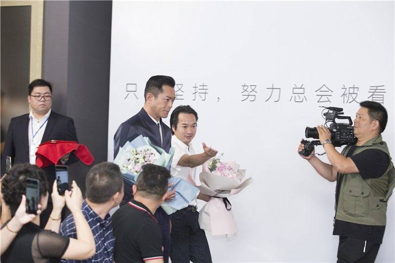 选择合适的企业宣传片制作厂家非常重要 选择合适的企业宣传片制作厂家非常重要